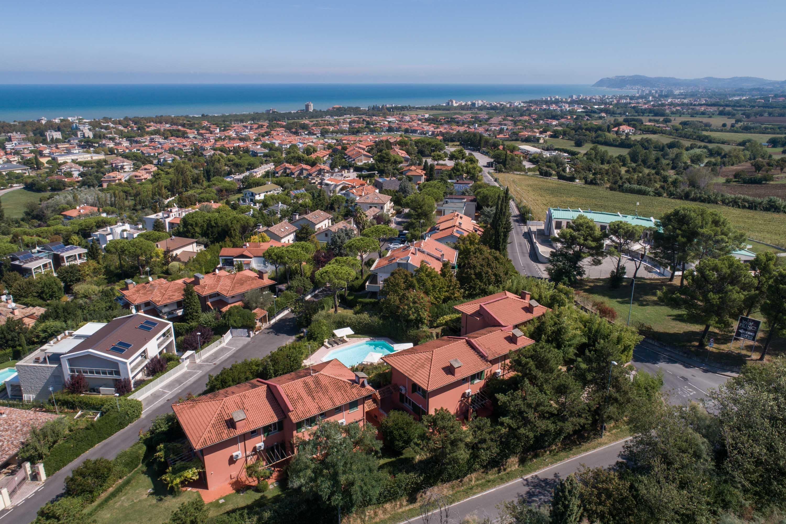 Residenze Al Colle Dei Pini Aparthotel Riccione Exterior foto