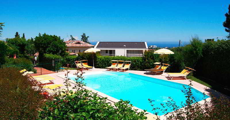 Residenze Al Colle Dei Pini Aparthotel Riccione Exterior foto