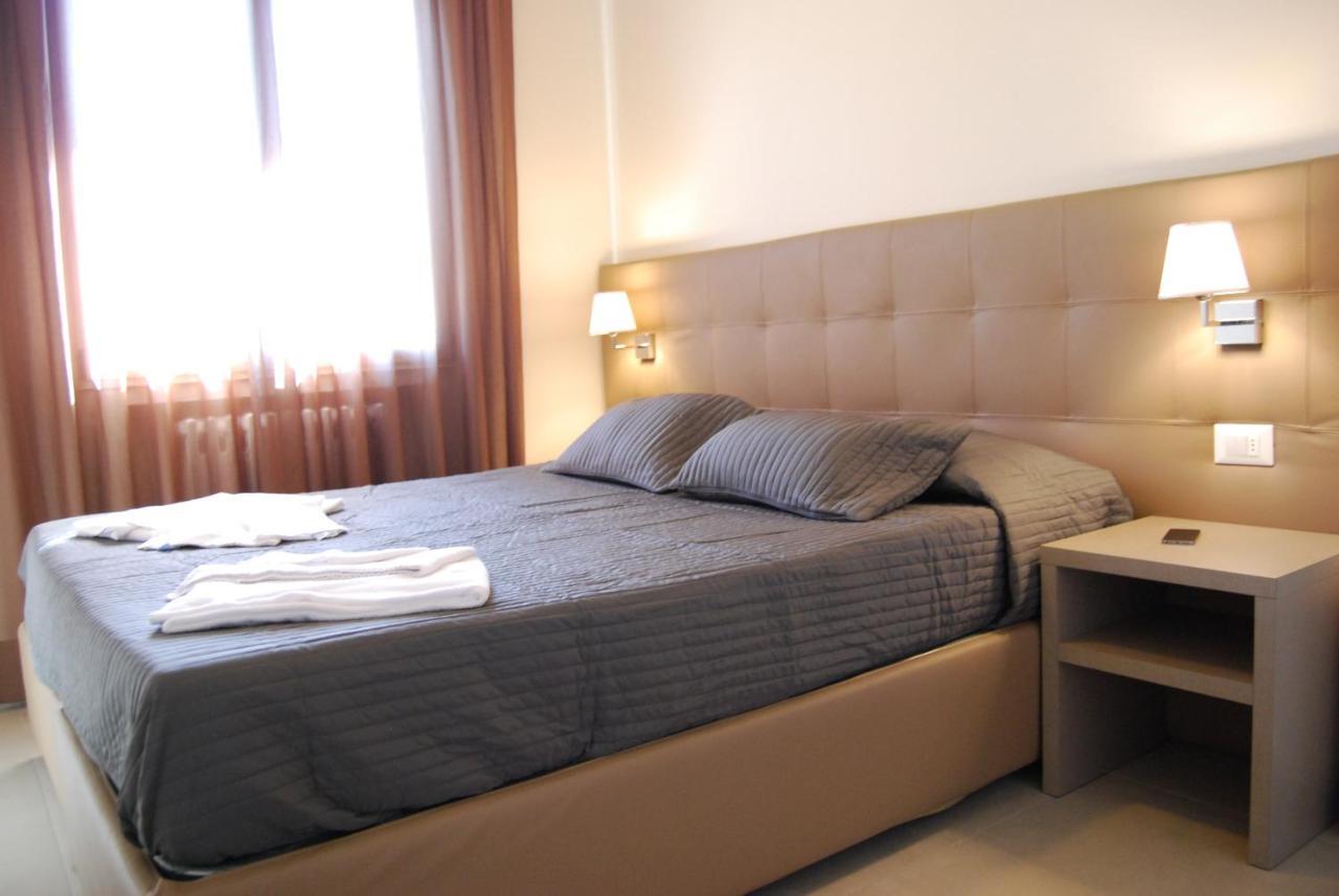 Residenze Al Colle Dei Pini Aparthotel Riccione Exterior foto